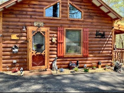 30 Zoe Hill Murphy, NC 28906