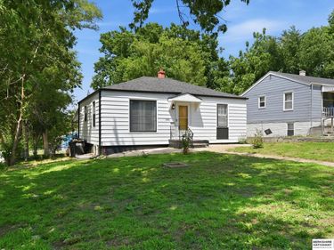 3496 Pratt Street, Omaha, NE 68111