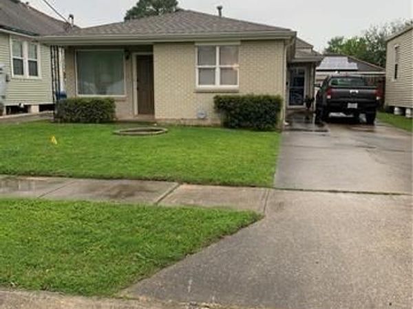5672 MARSHAL FOCH Street , New Orleans, LA 70124