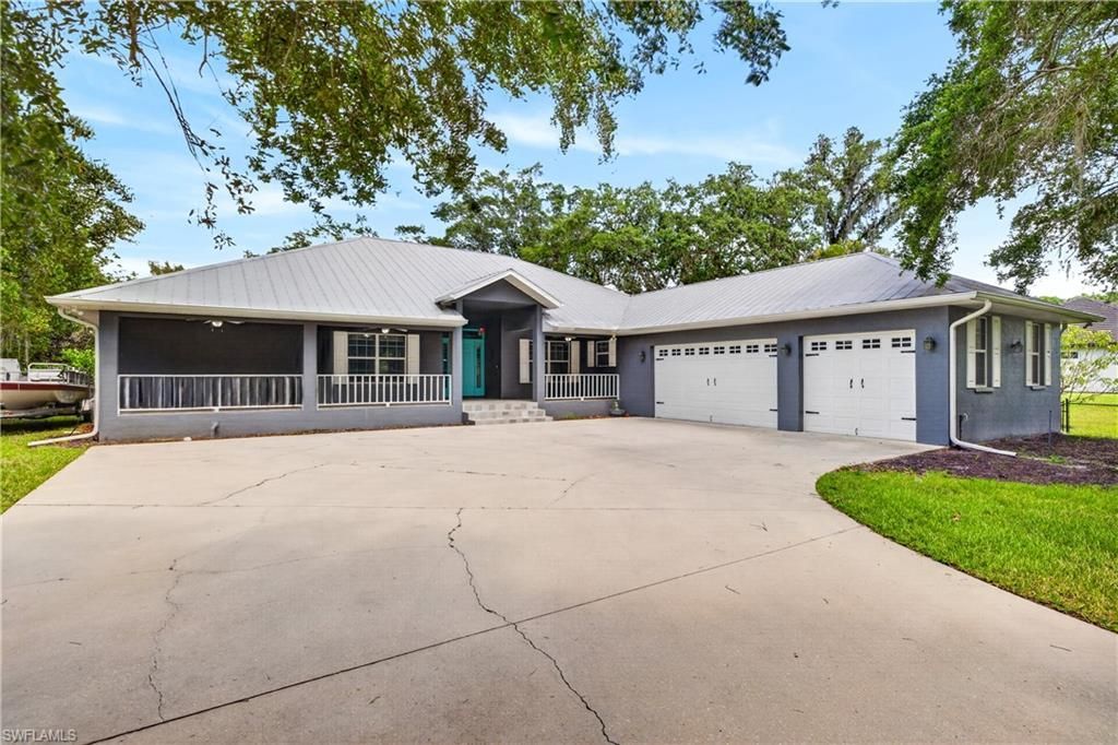 4701 Lone Pine Ct, Fort Myers, FL 33905 Photo