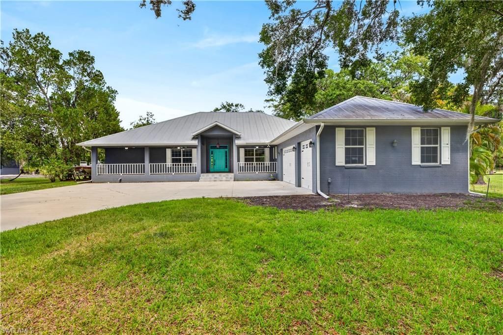 4701 Lone Pine Ct, Fort Myers, FL 33905 Photo