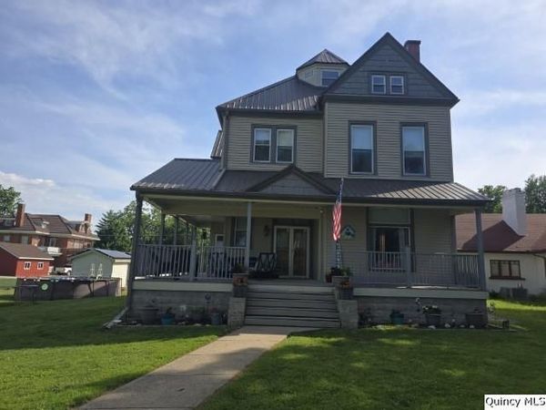 230 Ft. Edwards Drive , Warsaw, IL 62379