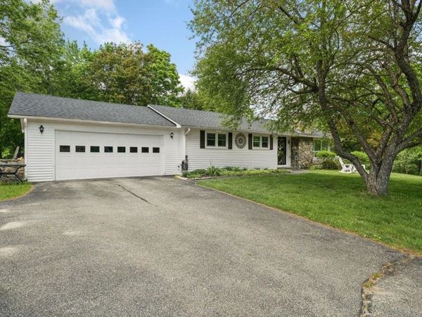 139 Belknap Avenue, Newport, NH 03773
