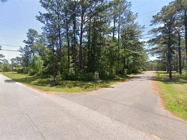 1706 Collier Avenue , Bay Minette, AL 36507