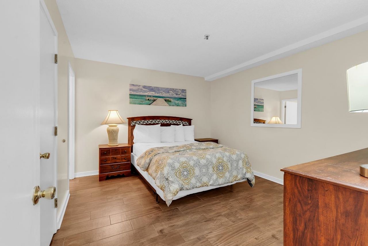 5905 S Kings Hwy.  Photo 16