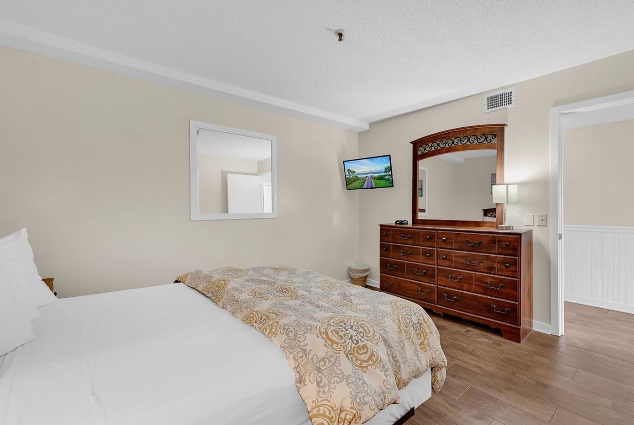5905 S Kings Hwy.  Photo 17
