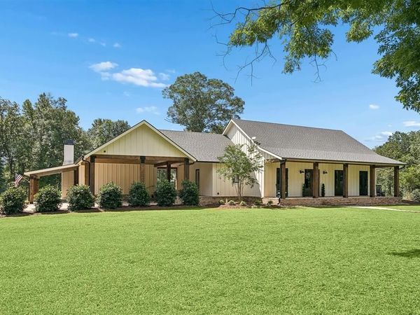 86272 Highway 437 , Covington, LA 70435