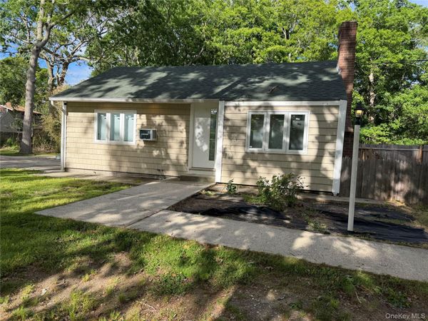 79 Manor Drive , Shirley, NY 11967