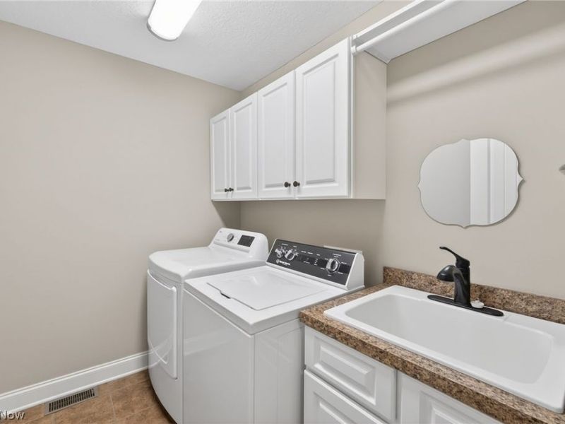 3629 Elmhurst Circle , Uniontown, OH 44685 Photo 31