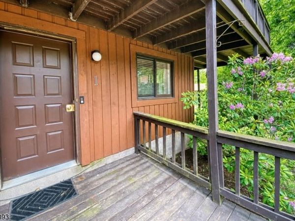 1 Gray Rock Dr Unit 1, Vernon, NJ 07462