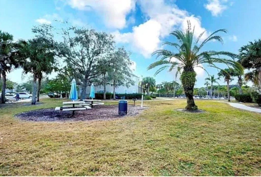 8926 Manor Loop, Unit 102, Lakewood Ranch, FL 34202 Photo