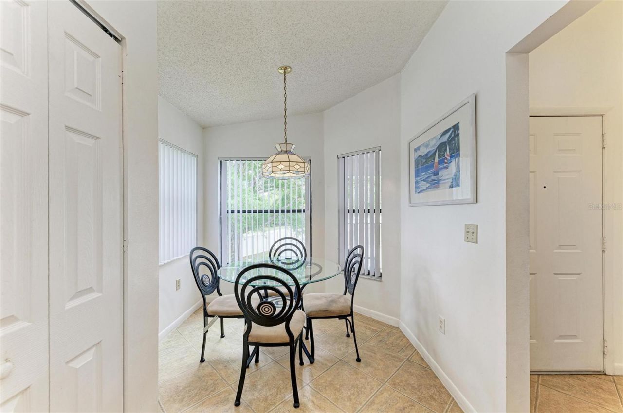 4320 47th Avenue W, Unit 204, Bradenton, FL 34210 Photo