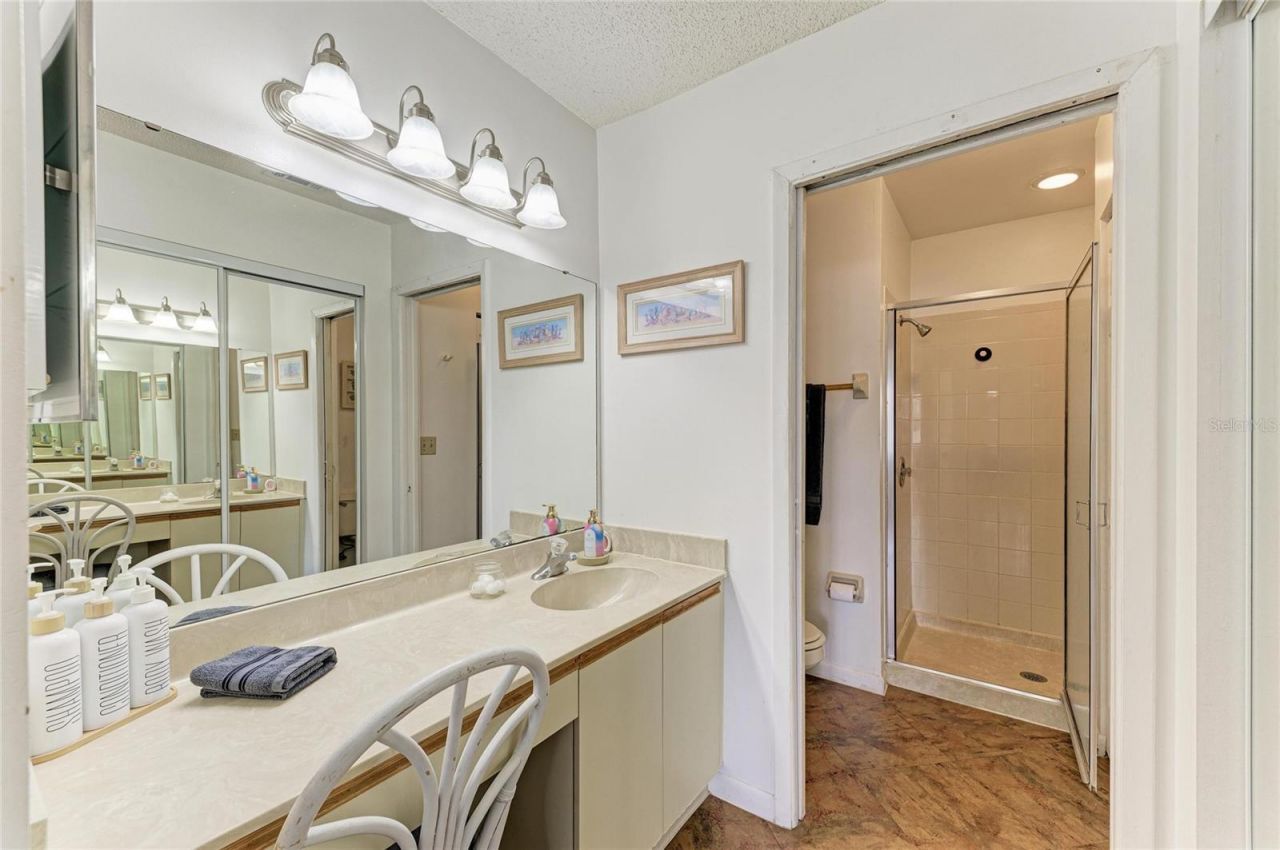 4320 47th Avenue W, Unit 204, Bradenton, FL 34210 Photo