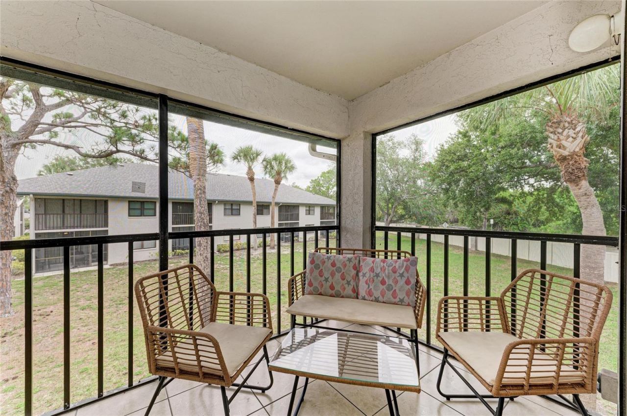 4320 47th Avenue W, Unit 204, Bradenton, FL 34210 Photo