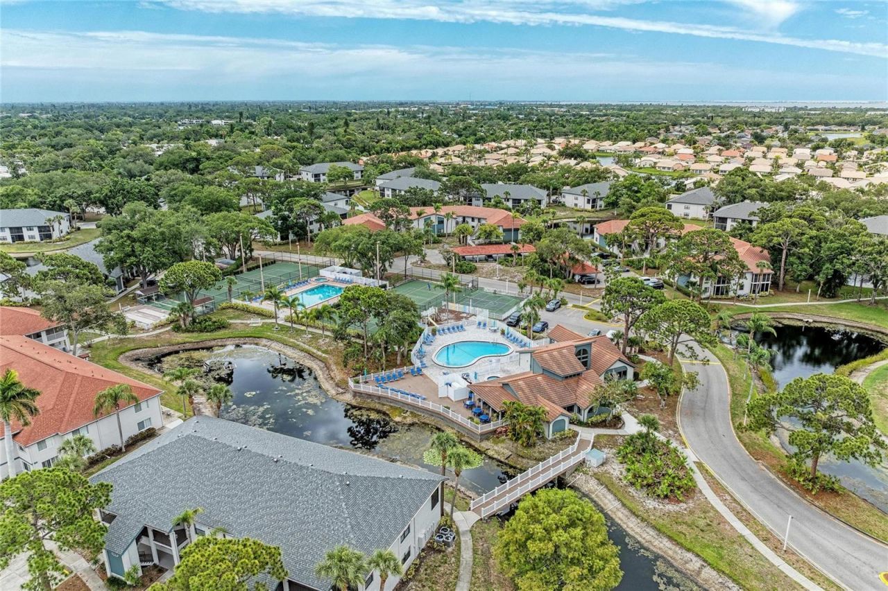 4320 47th Avenue W, Unit 204, Bradenton, FL 34210 Photo