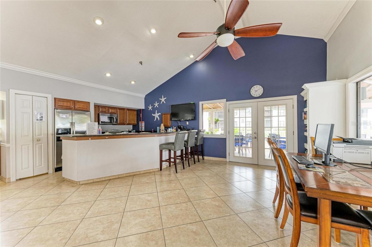 4320 47th Avenue W, Unit 204, Bradenton, FL 34210 Photo