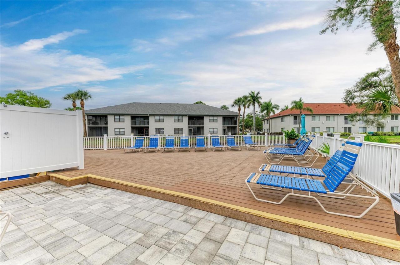 4320 47th Avenue W, Unit 204, Bradenton, FL 34210 Photo
