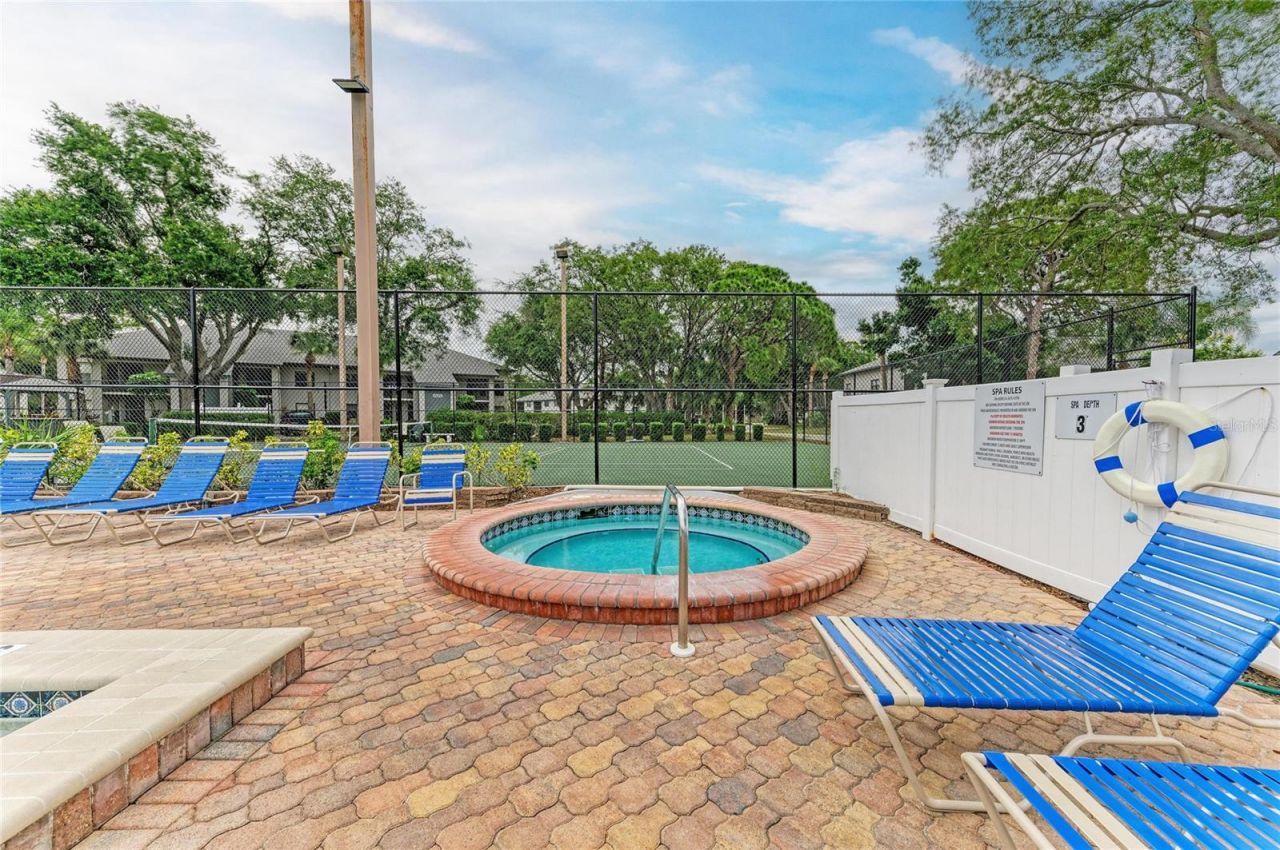 4320 47th Avenue W, Unit 204, Bradenton, FL 34210 Photo