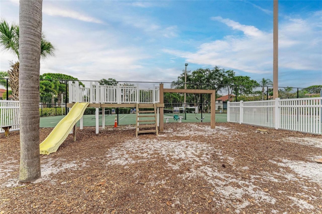 4320 47th Avenue W, Unit 204, Bradenton, FL 34210 Photo