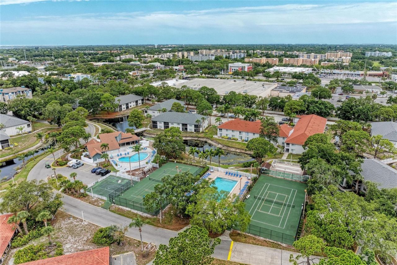 4320 47th Avenue W, Unit 204, Bradenton, FL 34210 Photo