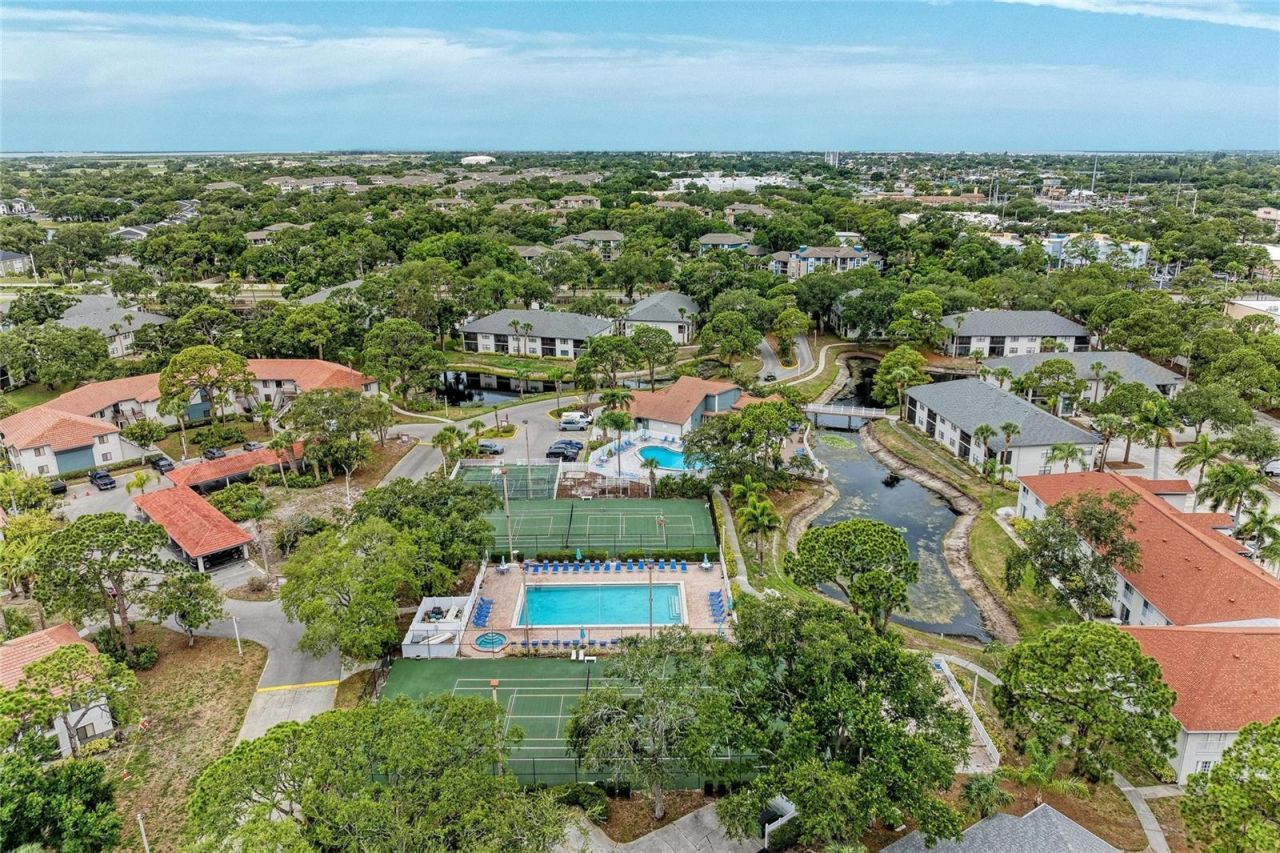 4320 47th Avenue W, Unit 204, Bradenton, FL 34210 Photo
