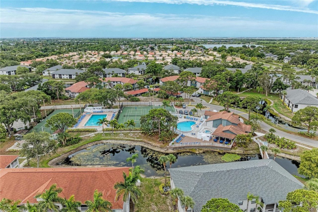 4320 47th Avenue W, Unit 204, Bradenton, FL 34210 Photo