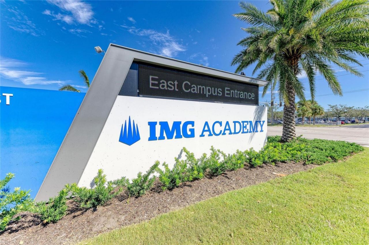 4320 47th Avenue W, Unit 204, Bradenton, FL 34210 Photo