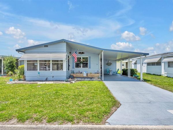 91 MAUNA LOA DRIVE , LEESBURG, FL 34788