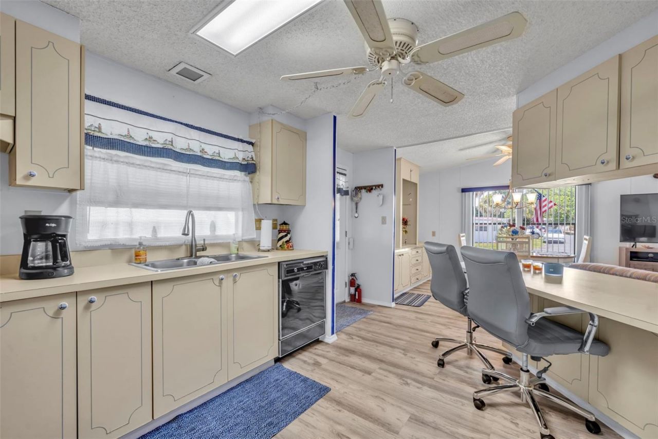91 Mauna Loa Drive , Leesburg, FL 34788 Photo