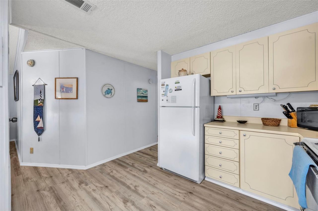 91 Mauna Loa Drive , Leesburg, FL 34788 Photo