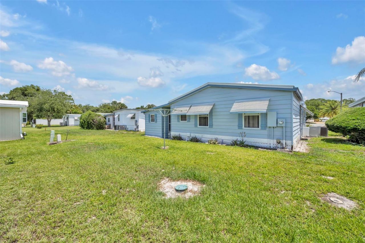 91 Mauna Loa Drive , Leesburg, FL 34788 Photo