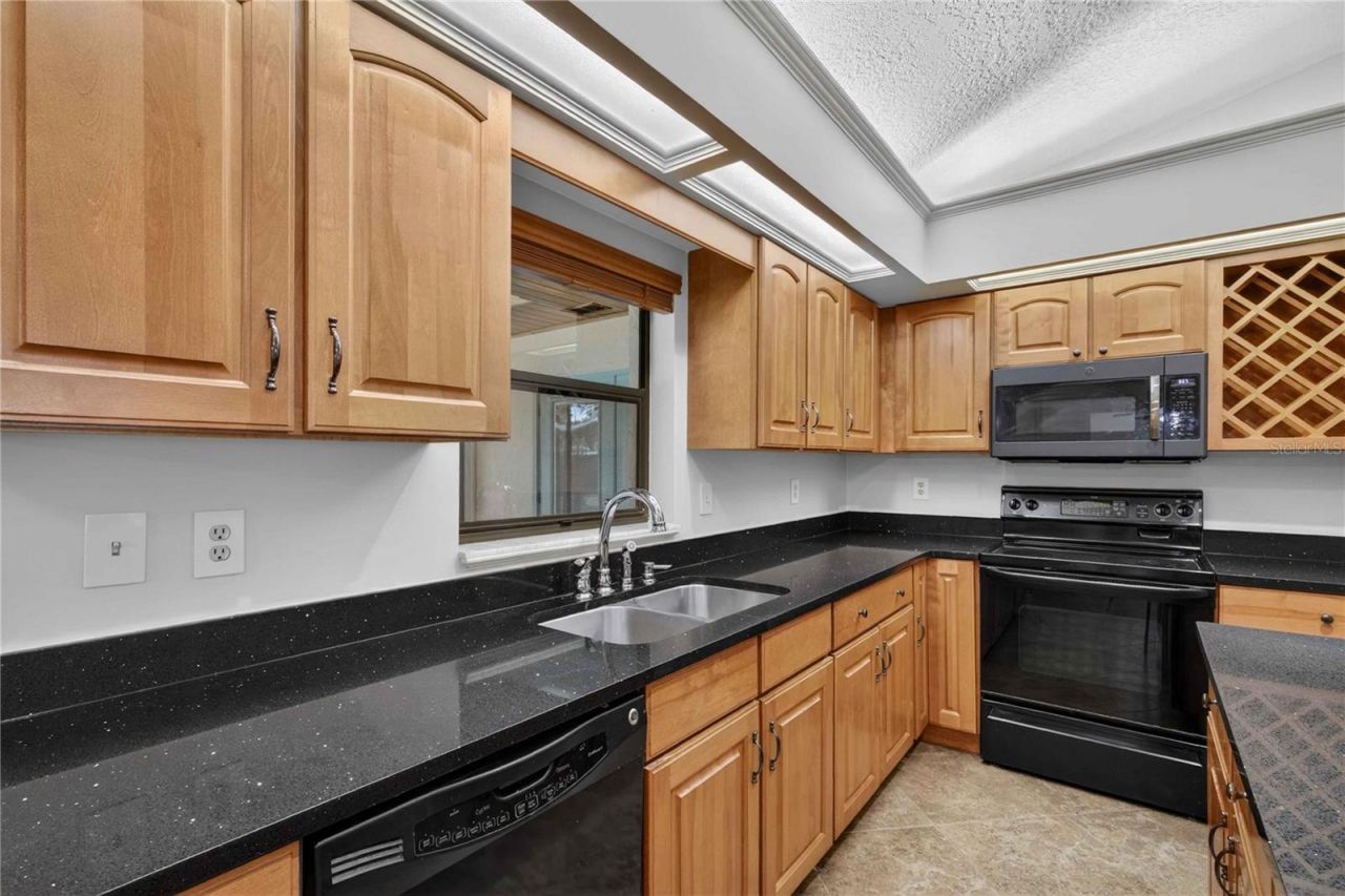 207 Pinecrest Road, Mount Dora, FL 32757 Photo