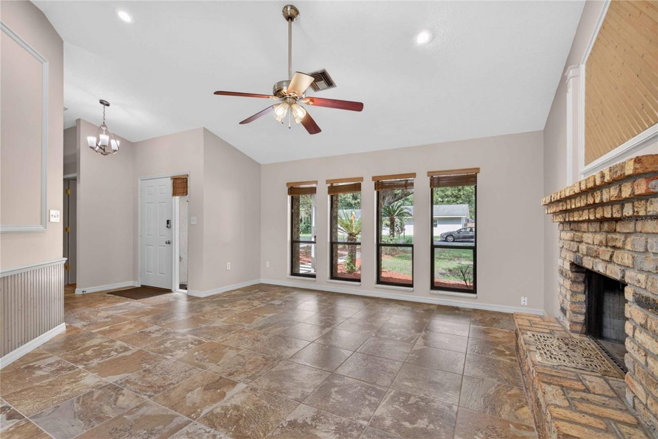 207 Pinecrest Road, Mount Dora, FL 32757 Photo