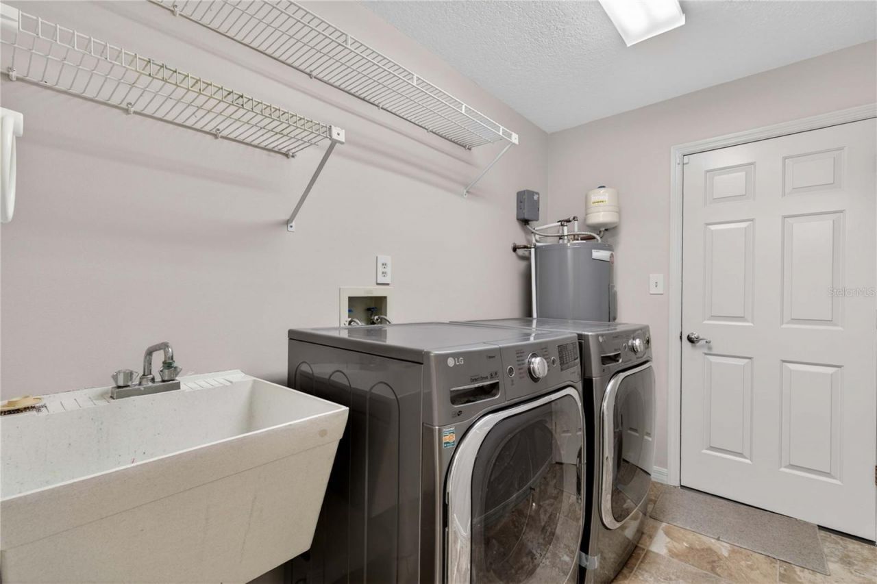 207 Pinecrest Road, Mount Dora, FL 32757 Photo