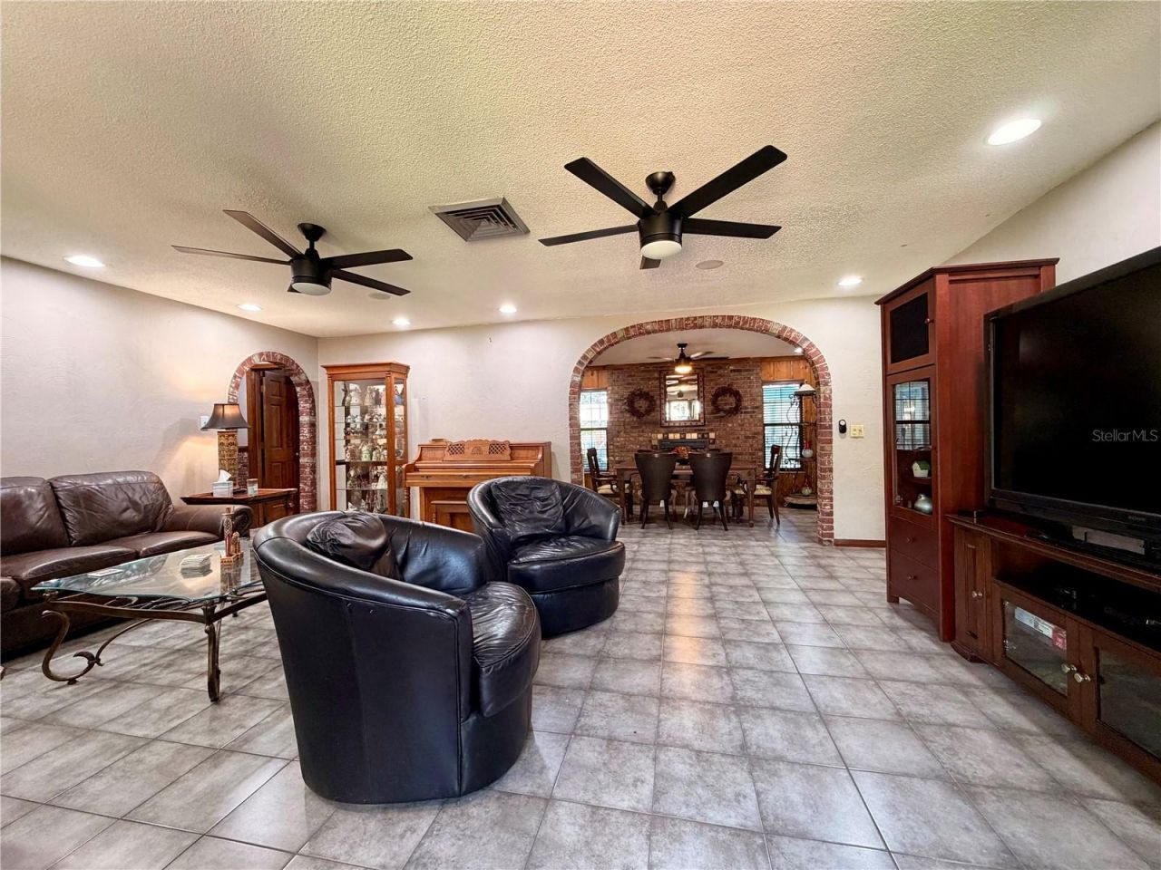 404 Ridgewood Avenue, Dundee, FL 33838 Photo