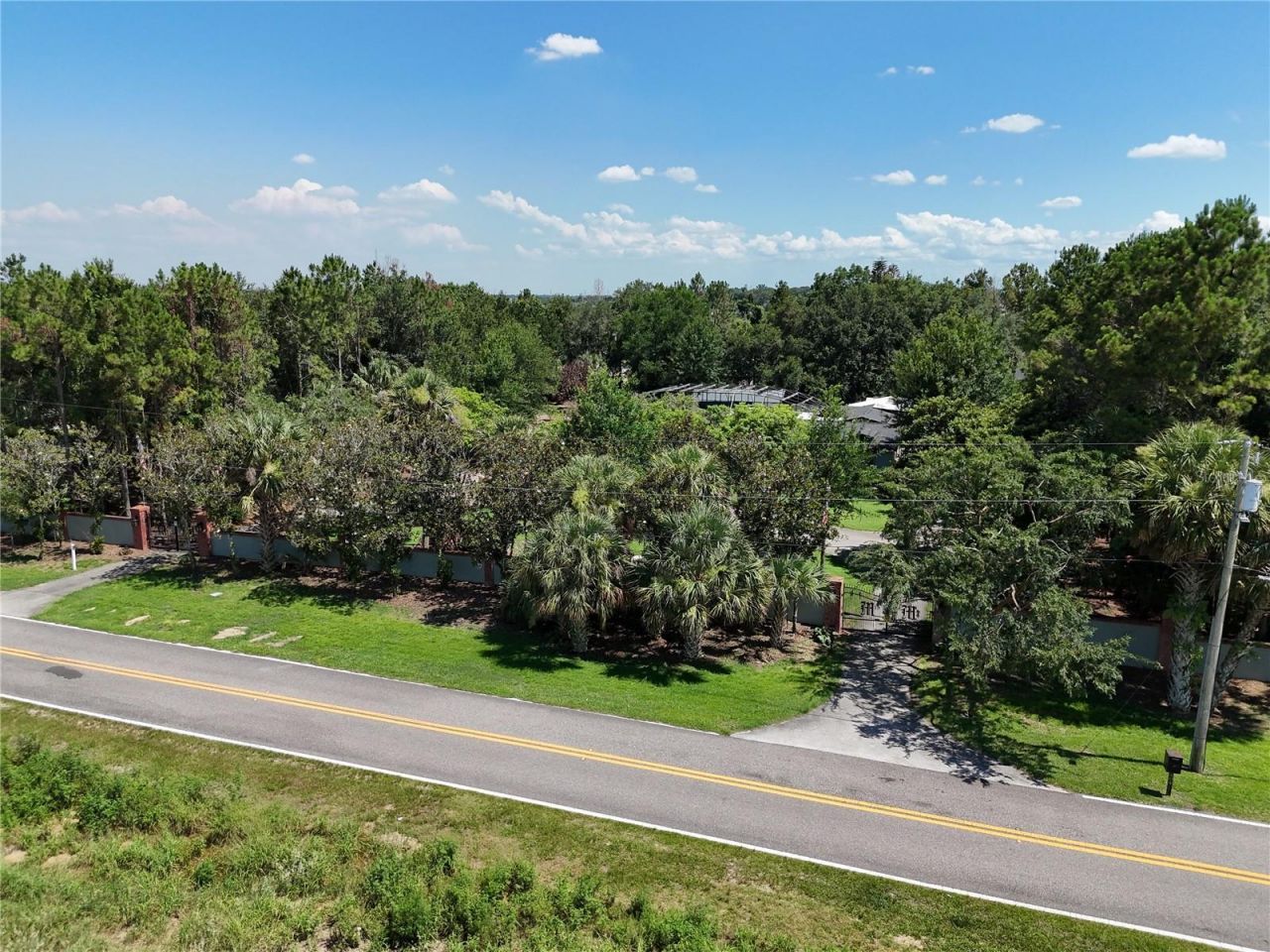 404 Ridgewood Avenue, Dundee, FL 33838 Photo