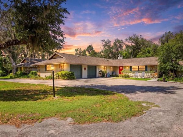 5850 VANDERIPE ROAD, SARASOTA, FL 34241