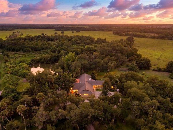 5850 VANDERIPE ROAD, SARASOTA, FL 34241