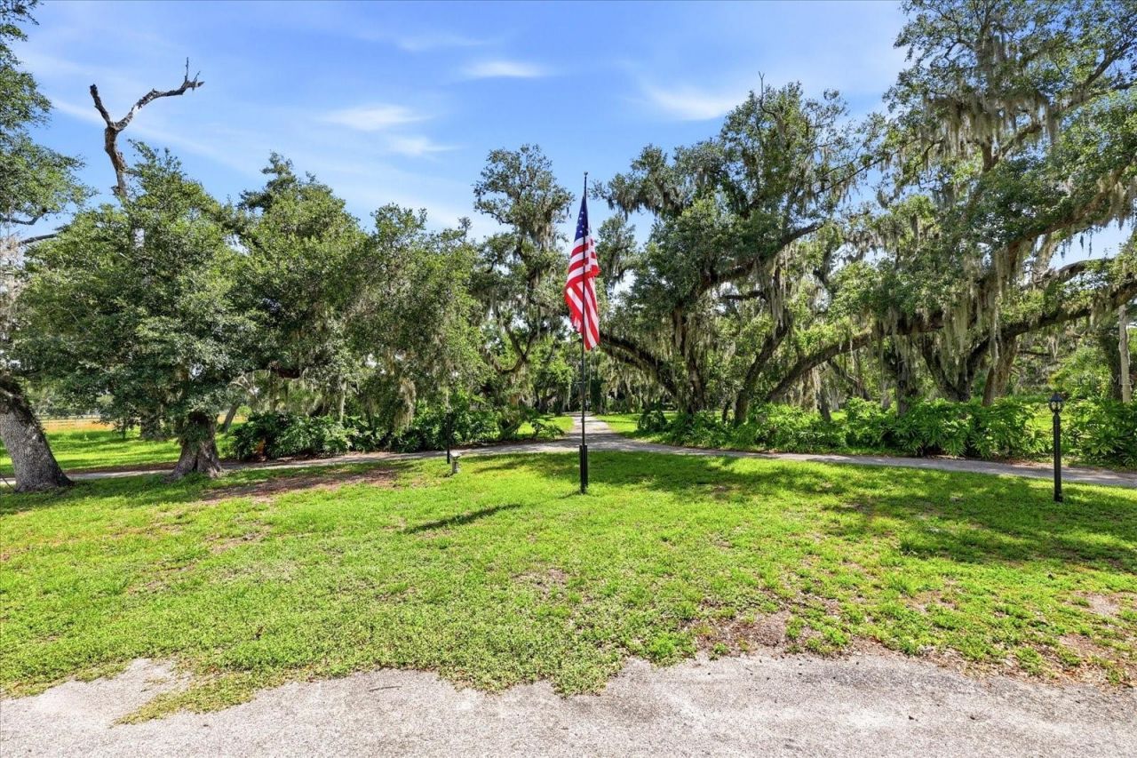 5850 Vanderipe Road , Sarasota, FL 34241 Photo