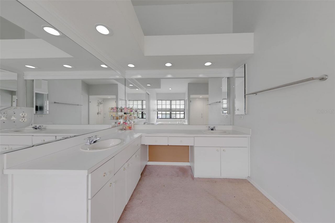 276 Sheffield Circle W, Palm Harbor, FL 34683 Photo