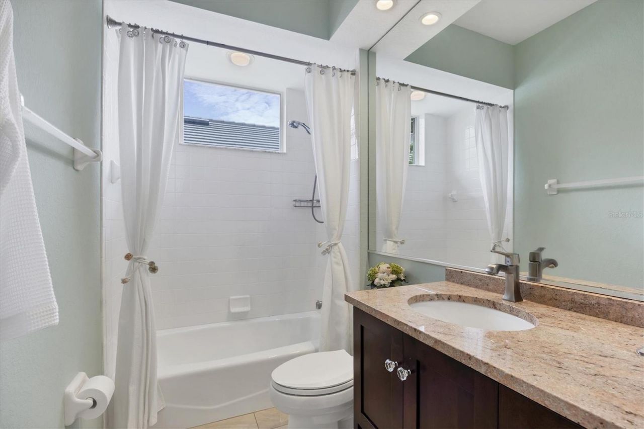 7916 Hampton Court , University Park, FL 34201 Photo