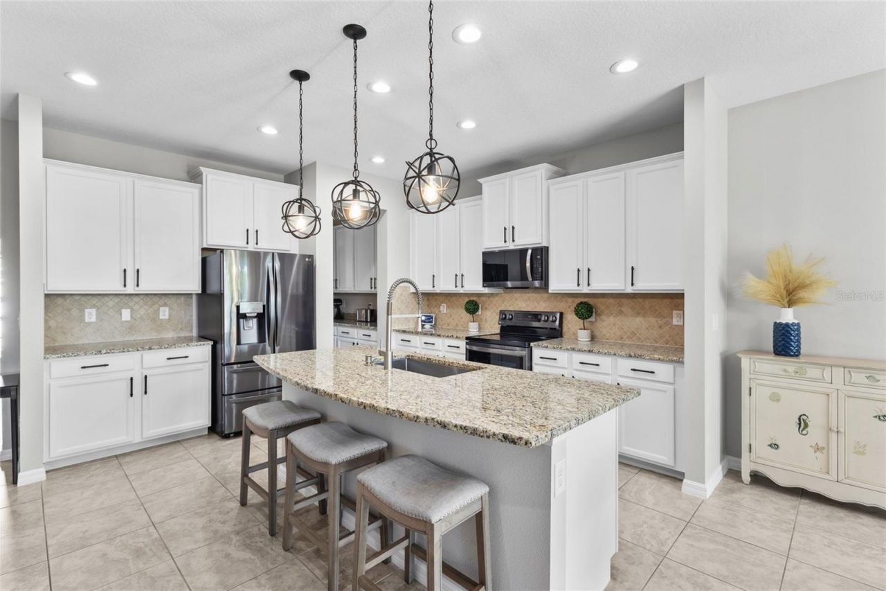 6116 35th Court E, Bradenton, FL 34203 Photo