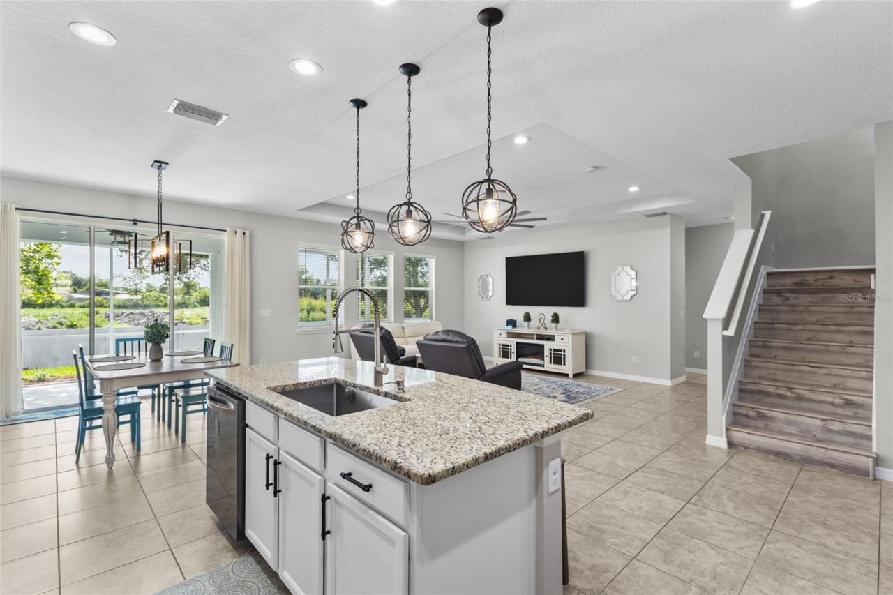 6116 35th Court E, Bradenton, FL 34203 Photo