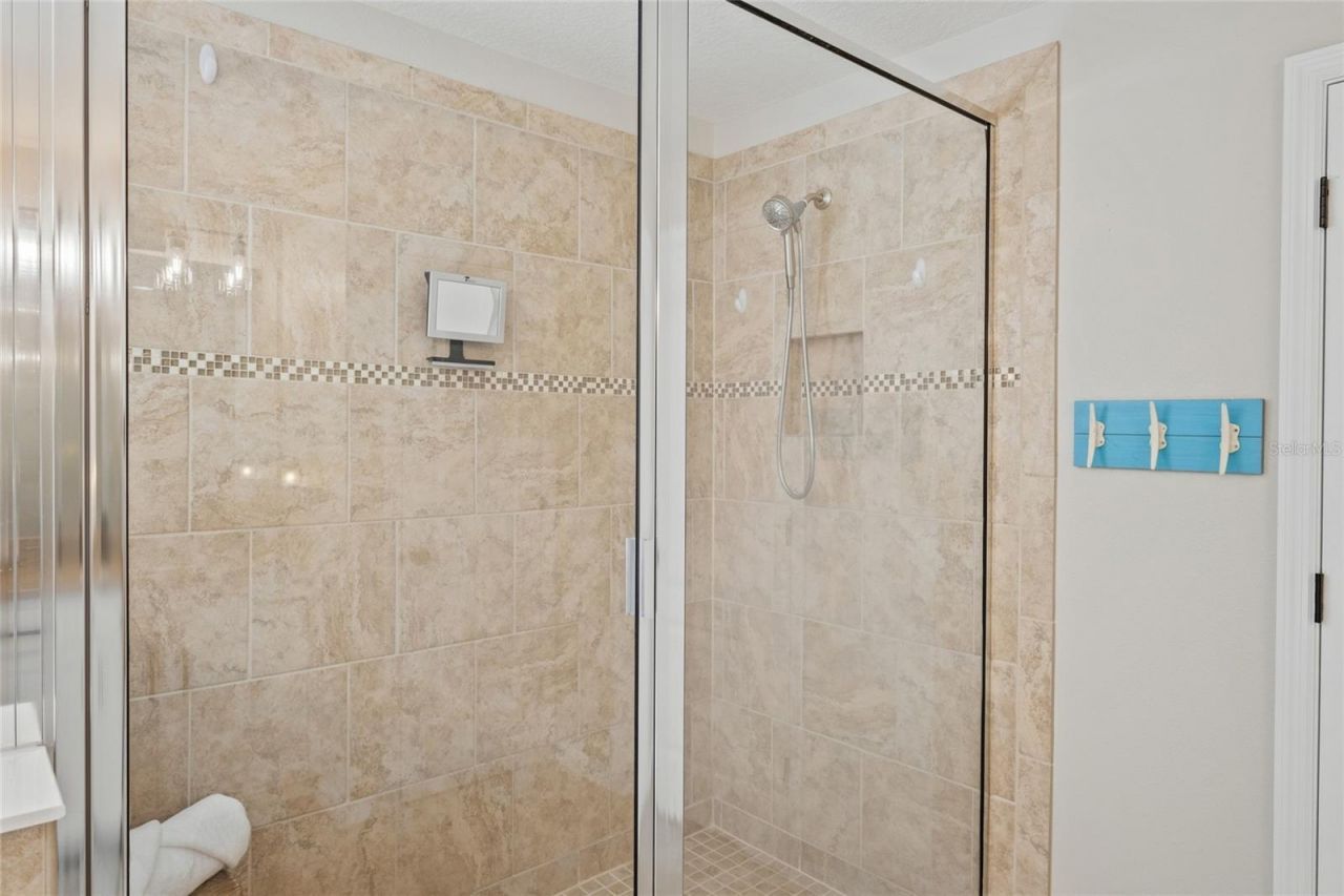6116 35th Court E, Bradenton, FL 34203 Photo
