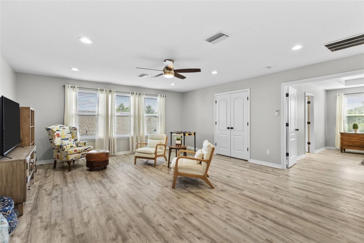 6116 35th Court E, Bradenton, FL 34203 Photo