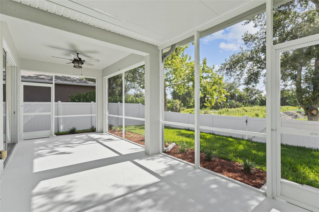 6116 35th Court E, Bradenton, FL 34203 Photo