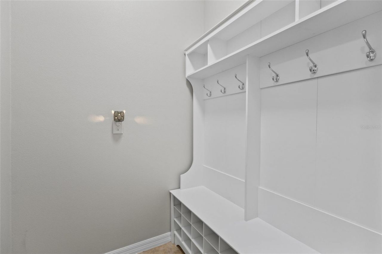 6116 35th Court E, Bradenton, FL 34203 Photo