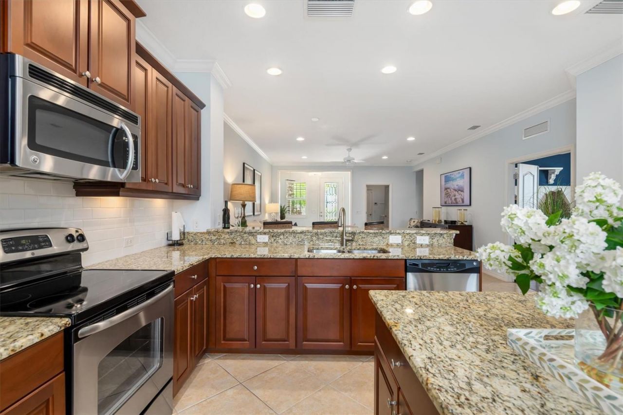 10925 Lerwick Circle, Englewood, FL 34223 Photo