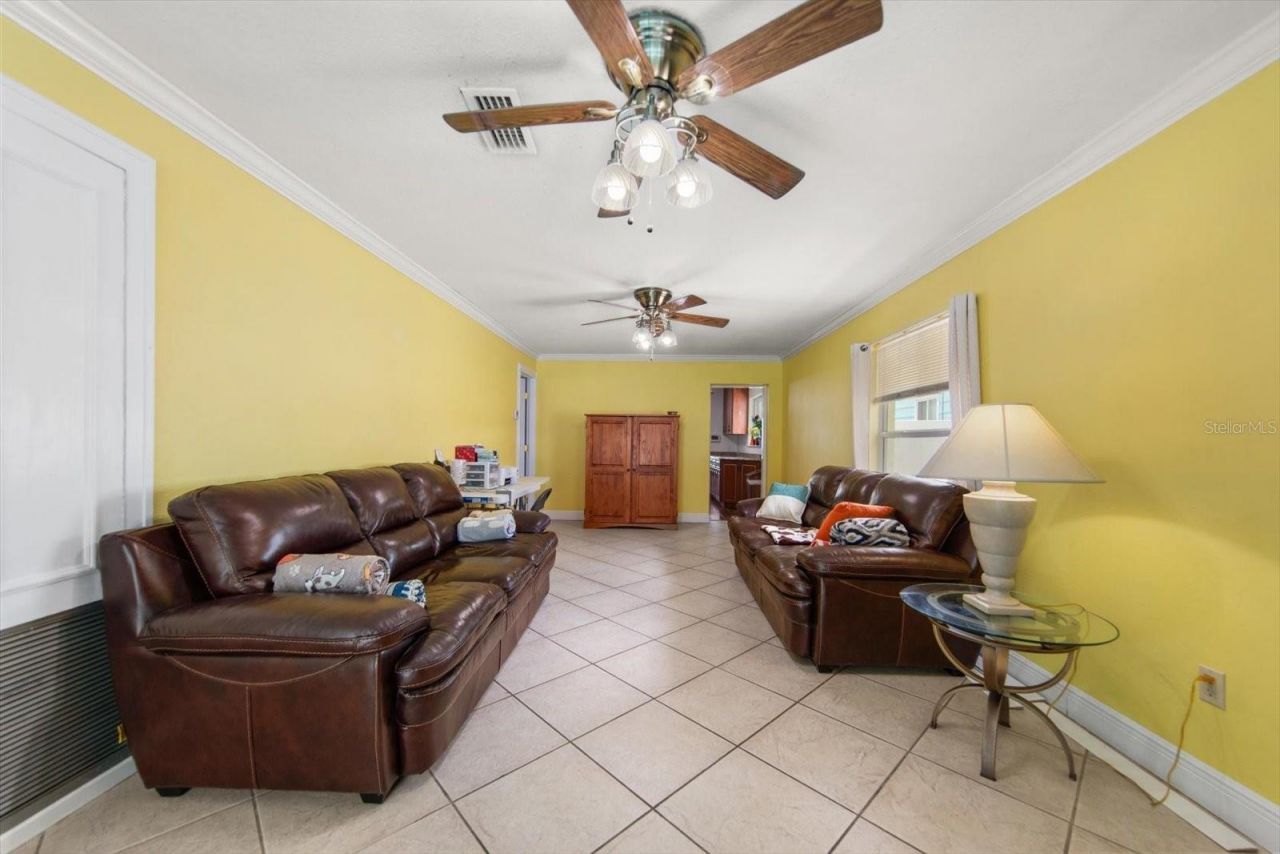 811 48th Avenue N, Saint Petersburg, FL 33703 Photo