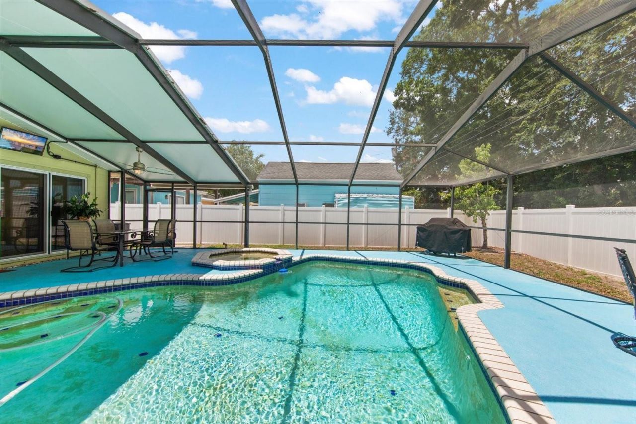 811 48th Avenue N, Saint Petersburg, FL 33703 Photo